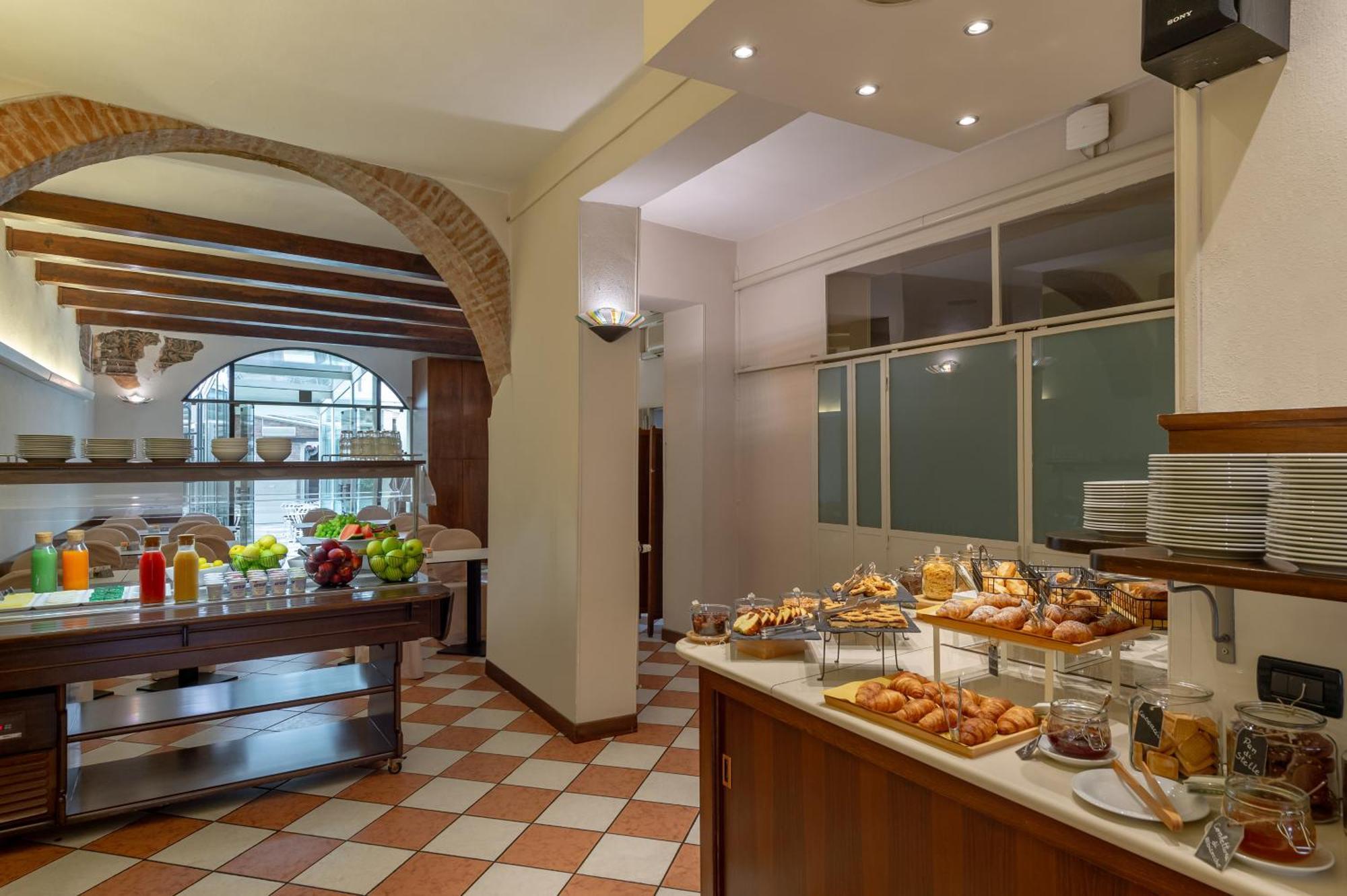 Abbazia Bed & Breakfast Mantua Buitenkant foto